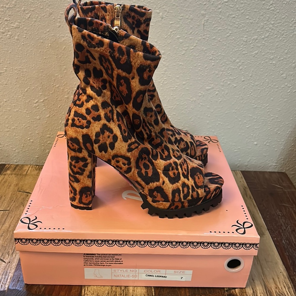 Pazzle Natalie-SD in camel leopard